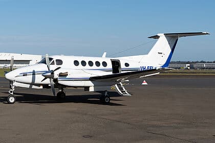 VH-EEL aircraft